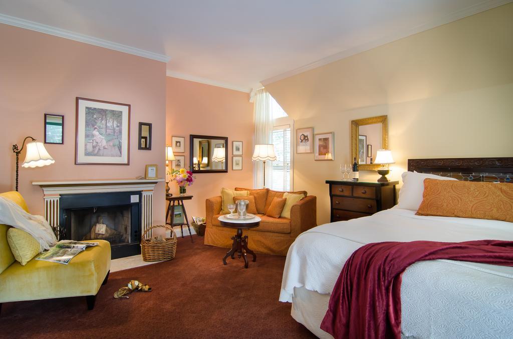 Hotel Madrona Manor à Healdsburg Extérieur photo