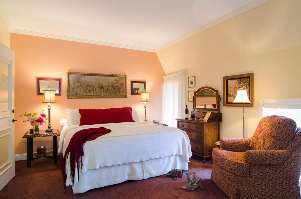 Hotel Madrona Manor à Healdsburg Extérieur photo