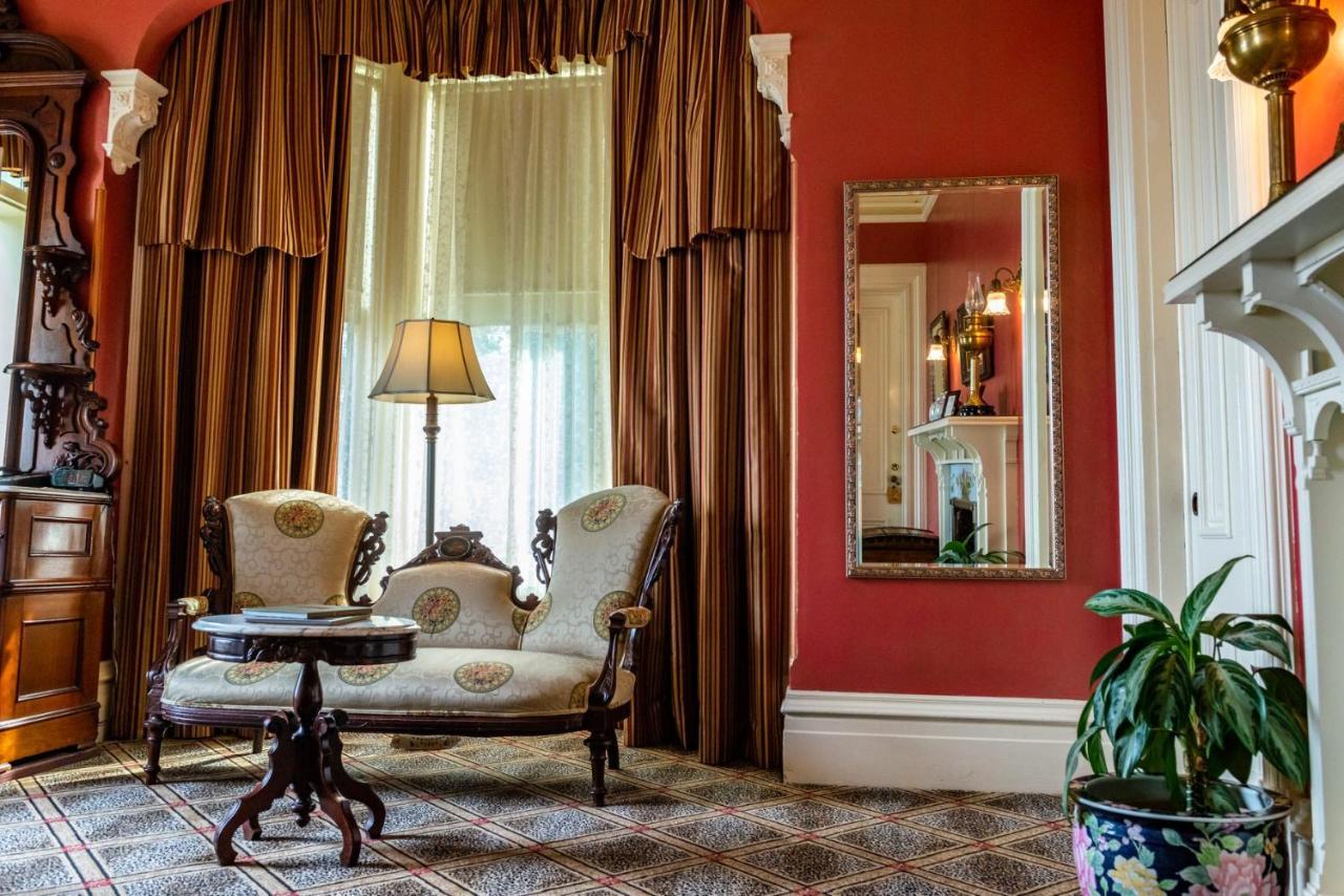 Hotel Madrona Manor à Healdsburg Extérieur photo